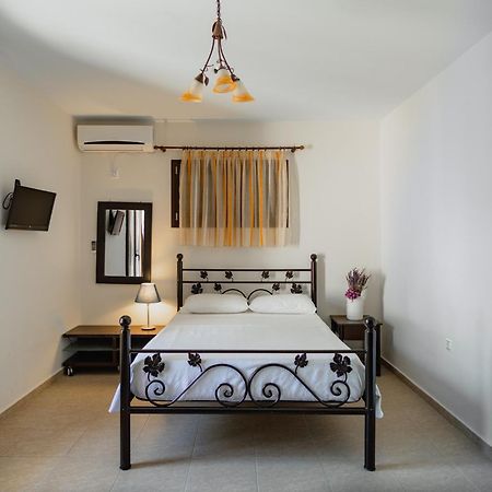 Xenios Kotronas Appartement Buitenkant foto