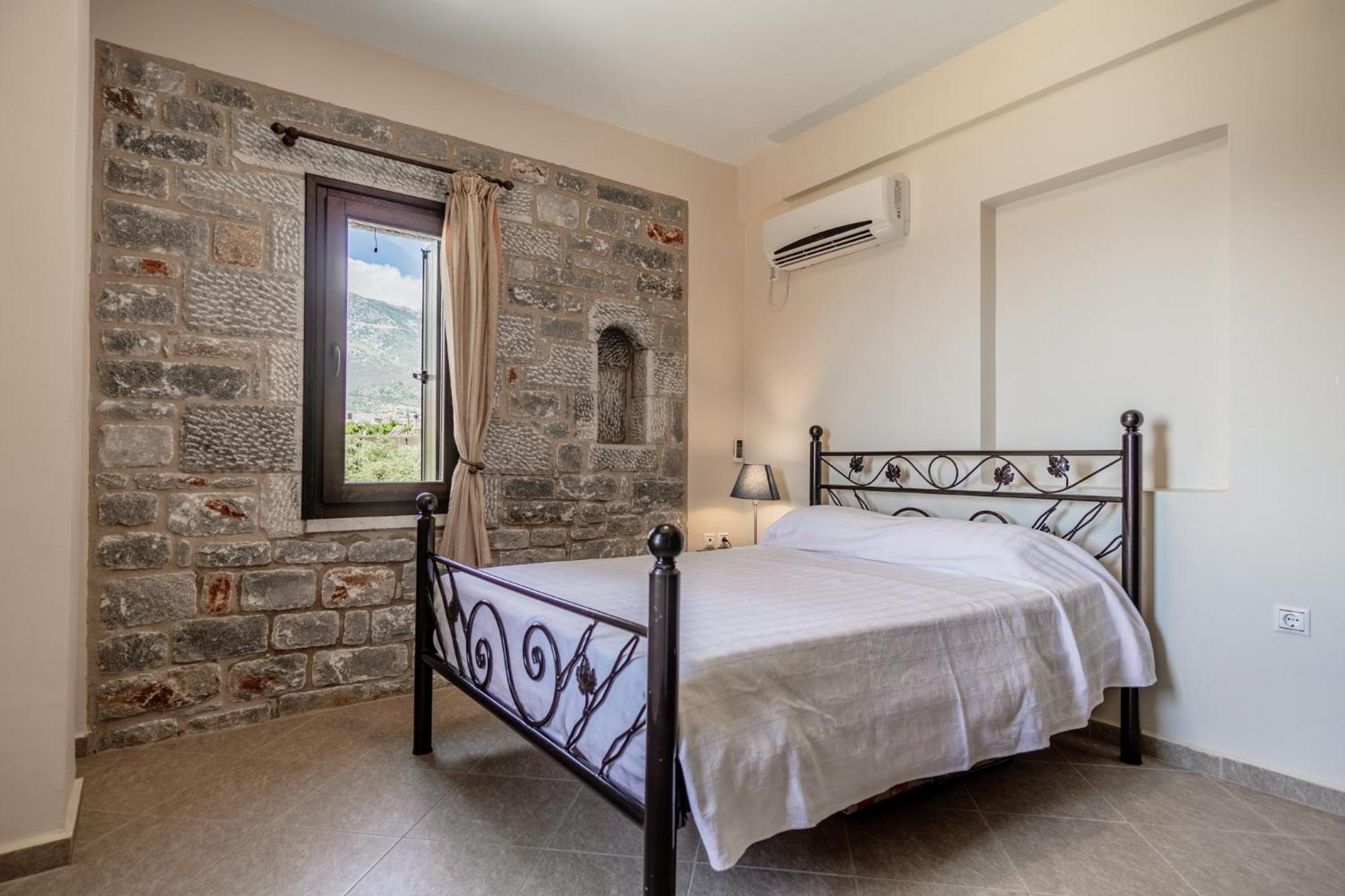 Xenios Kotronas Appartement Buitenkant foto