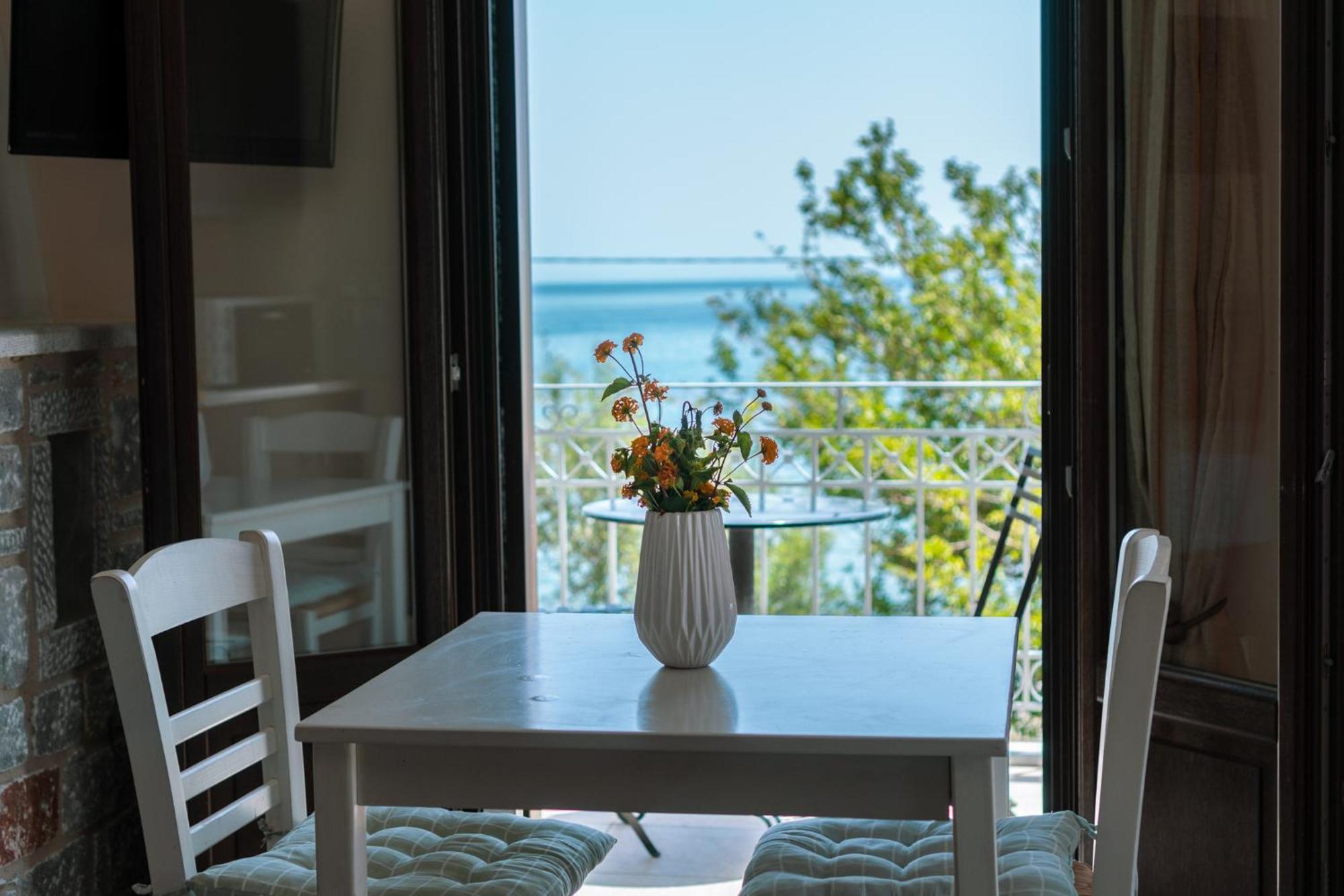 Xenios Kotronas Appartement Buitenkant foto