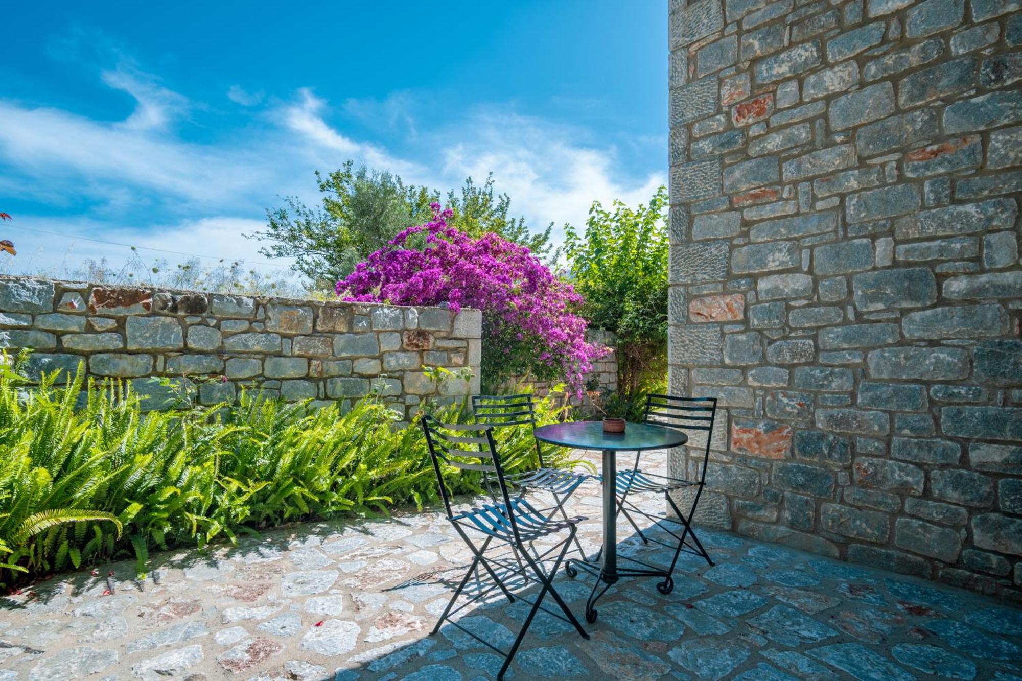 Xenios Kotronas Appartement Buitenkant foto